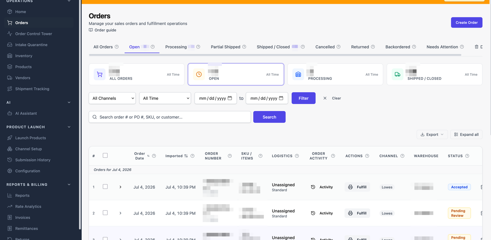 The mPorts OMS Orders screen: tabs for order state, summary cards, filters, and a table of orders showing date, channel, warehouse and status.